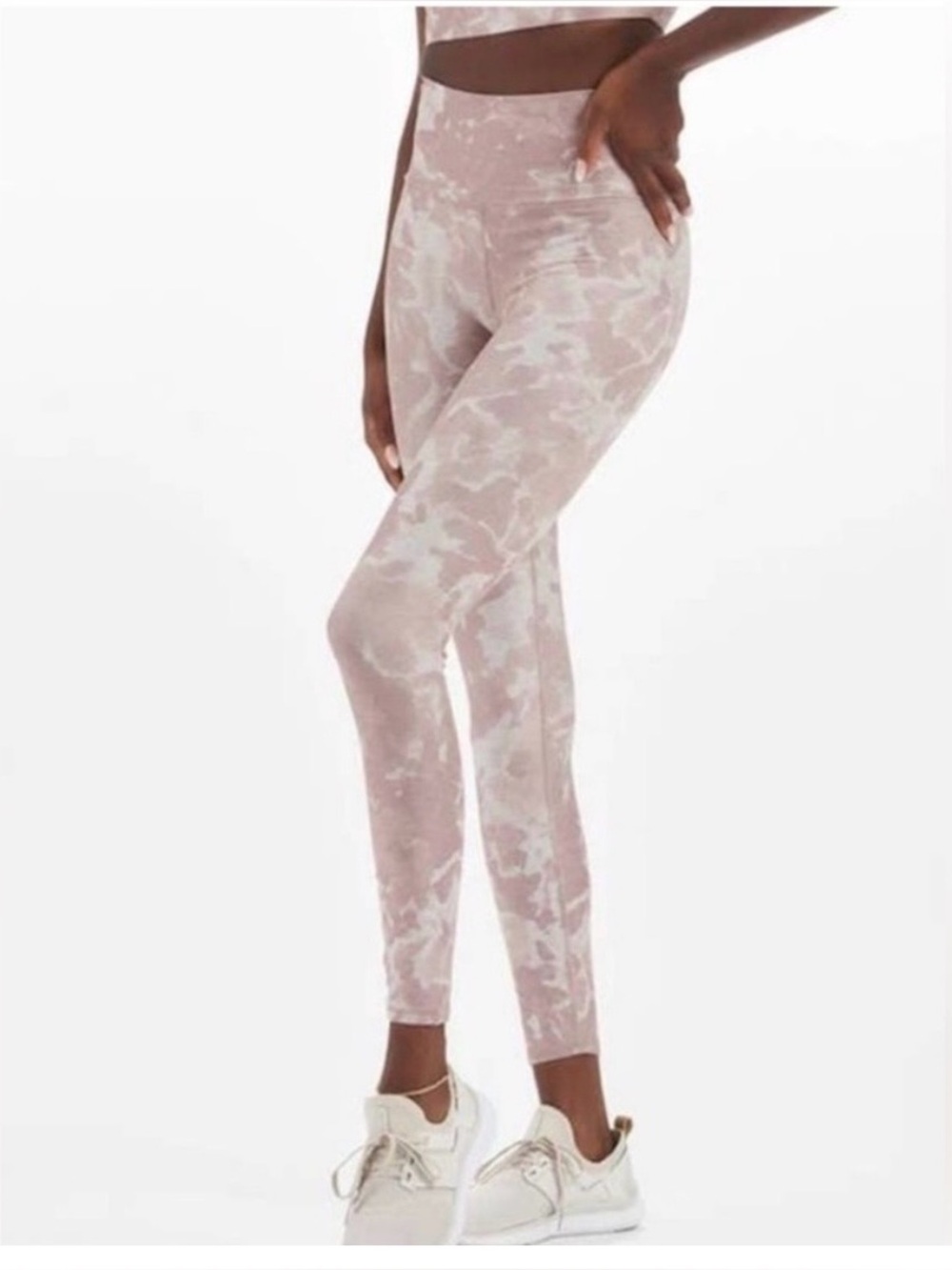 Vuori Clean Elevation Leggings in Dusty Rose & Heather Gray